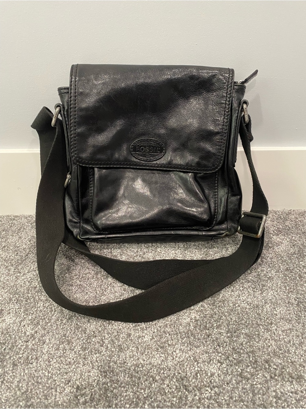 Vintage Fossil Crossbody Shoulder Bag Purse Black Leather Key